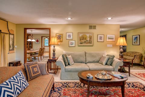 Escape from the City, spacious 2 BR