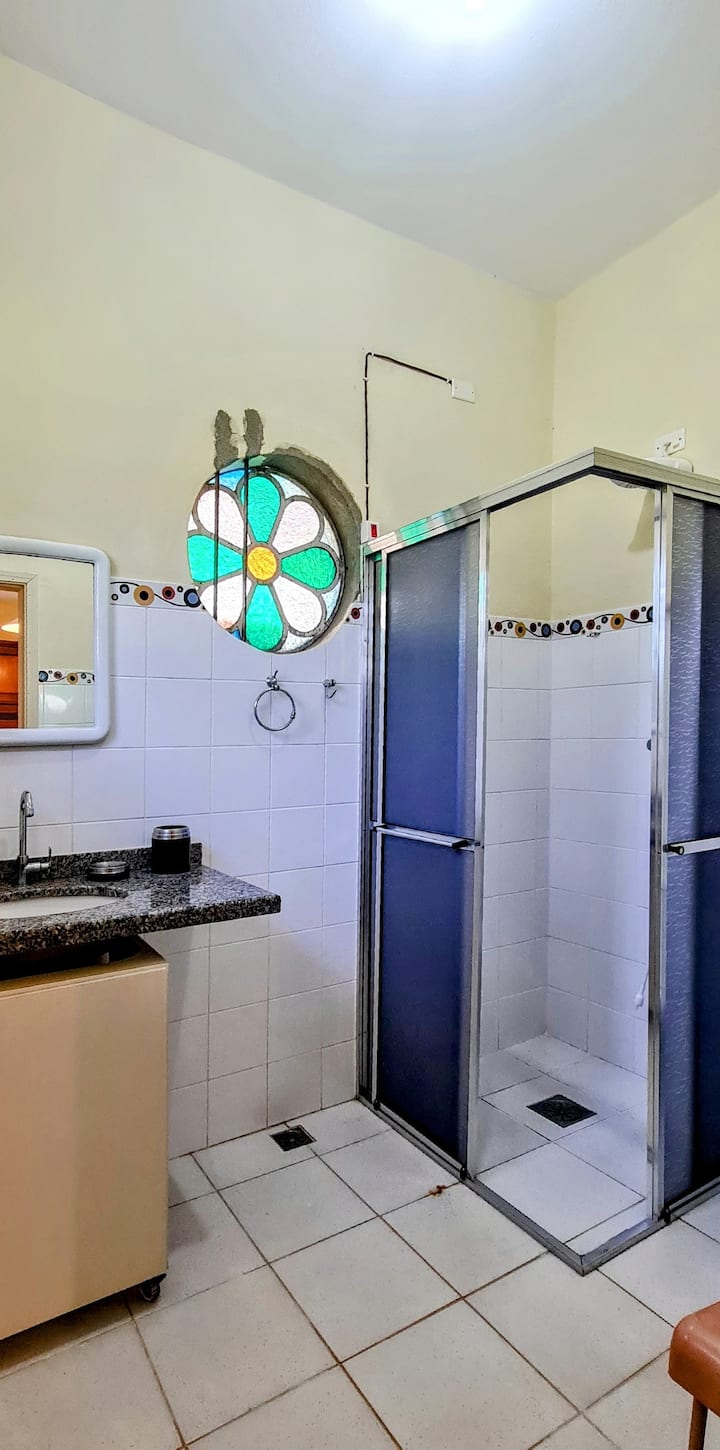 حمام في الجناح 4