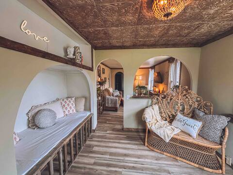 The 1888 House-Beach Town Luxury