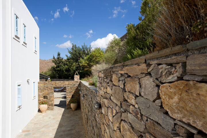 Superior seafront retreat with private pool gallery image 4