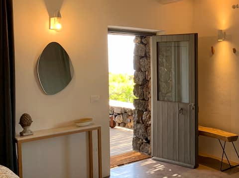 Proprietà Airbnb di successo: Dammuso Alsamt: silence, nature, sunsets a Pantelleria