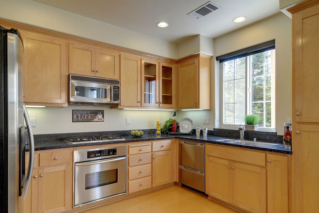 Spacious well lit kitchen