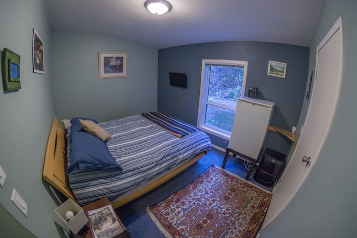 Osa House- Forest Den