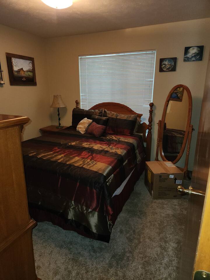 Spare Room for Ironman weekend Houses for Rent in Hayden, Idaho