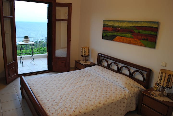 חדר שינה 1 ב - Maisonette.