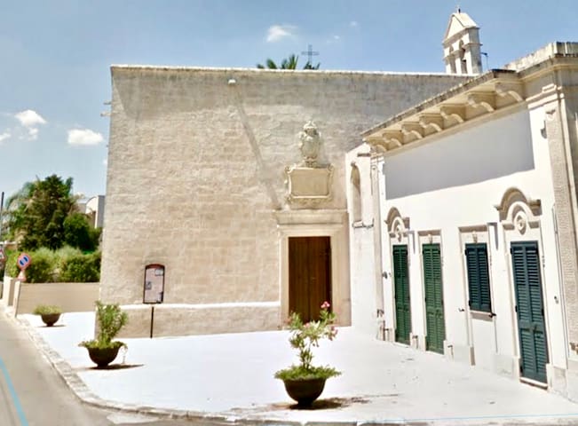 A recently renovated big villa in Salento