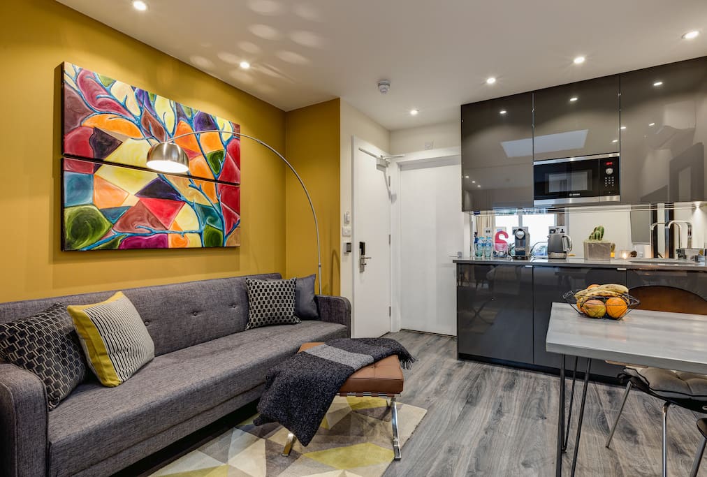Suite/Family Room