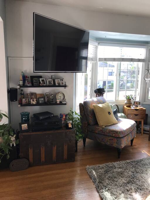 For your entertainment... A Smart TV, surround sound and more cable & movie channels than I can count... Let's not forget the wireless Internet connection.