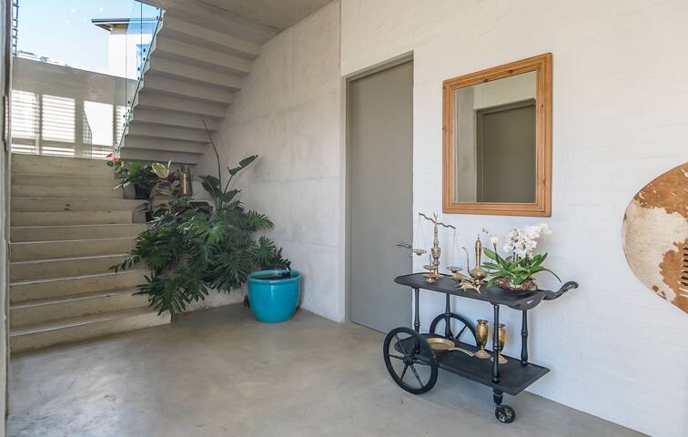 Luxury Family Home with views of Table Mountain gallery image 3