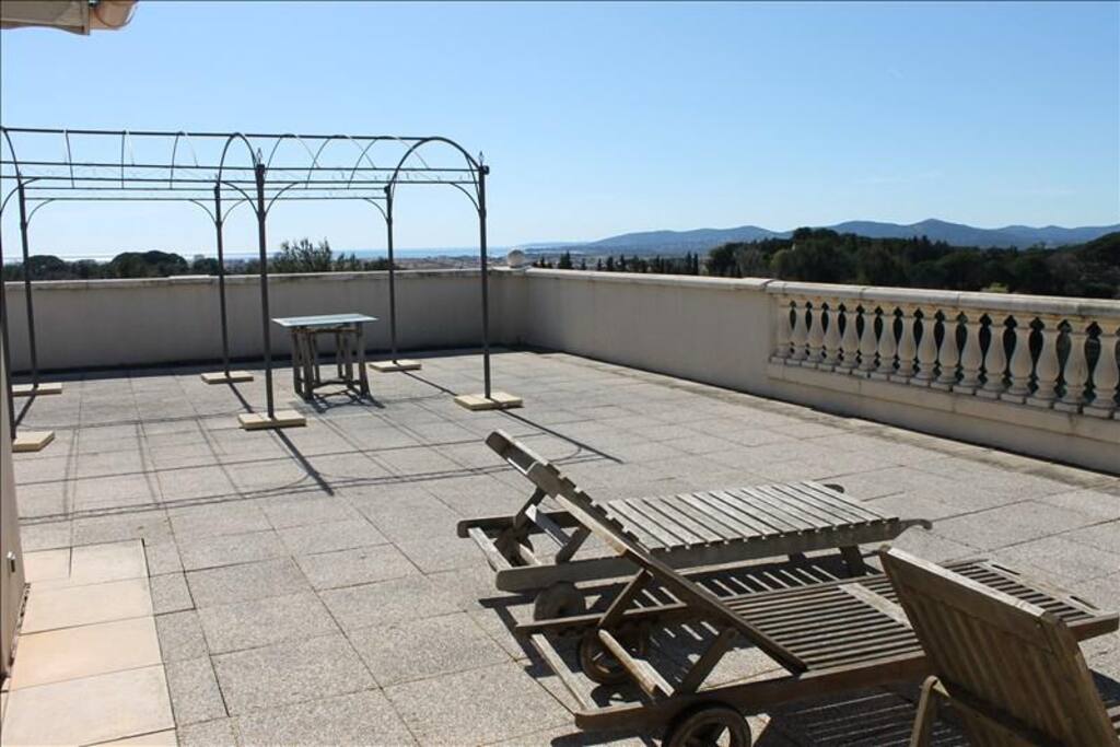 Toit terrasse avec vue mer 180°