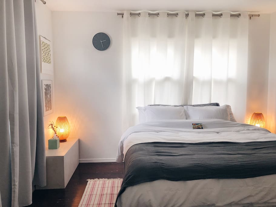 Master Bedroom (Room 1)