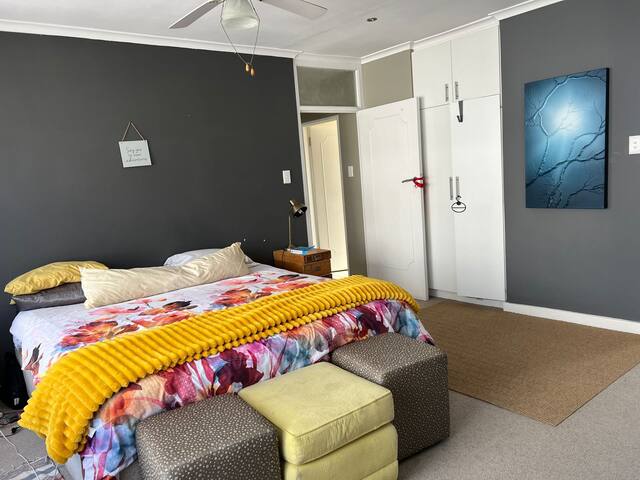 Cape Condo gallery image 2