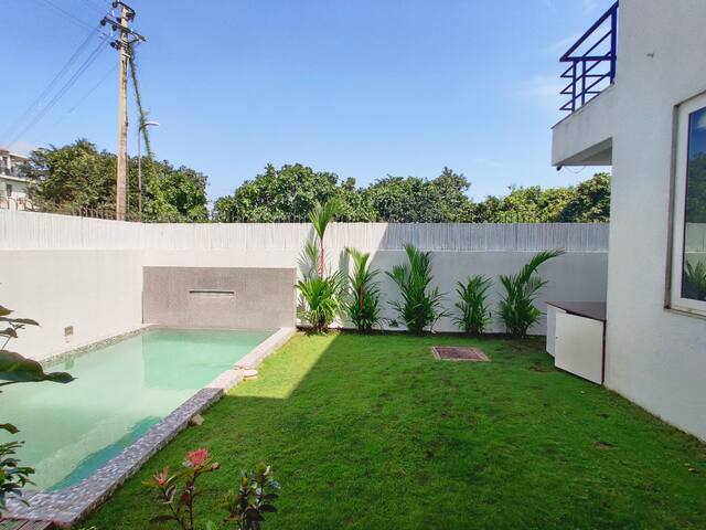 A stunning 4bhk Villa tucked in a peaceful corner