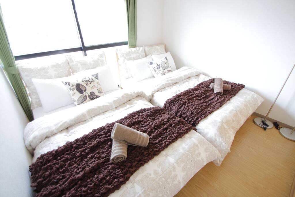 1st bed room.
主寝室です。