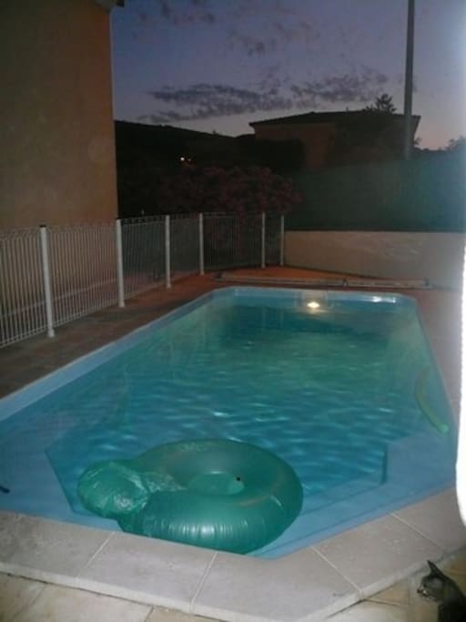Piscine de nuit