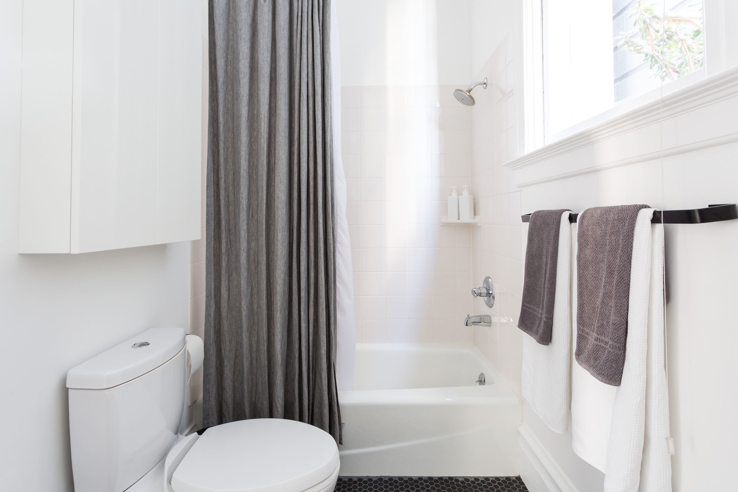 Condo in San Francisco · ★4.97 · 3 bedrooms · 3 beds · 2 baths - Image 24