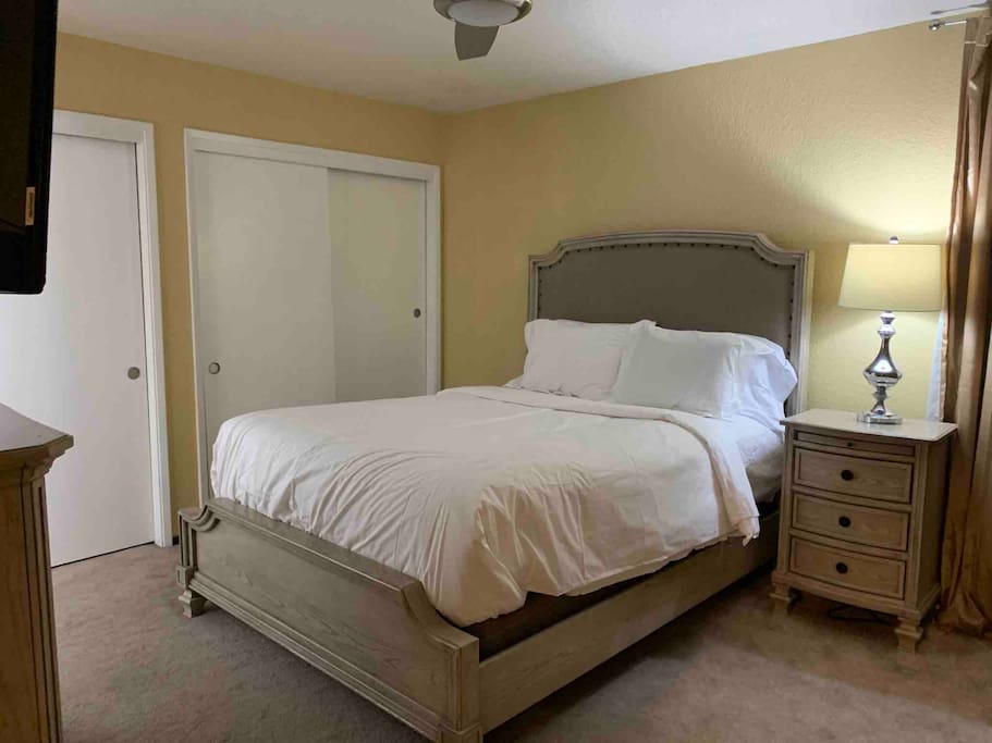 Airbnb The Blue Marina Home 2bed 2 bath 2 car whole house