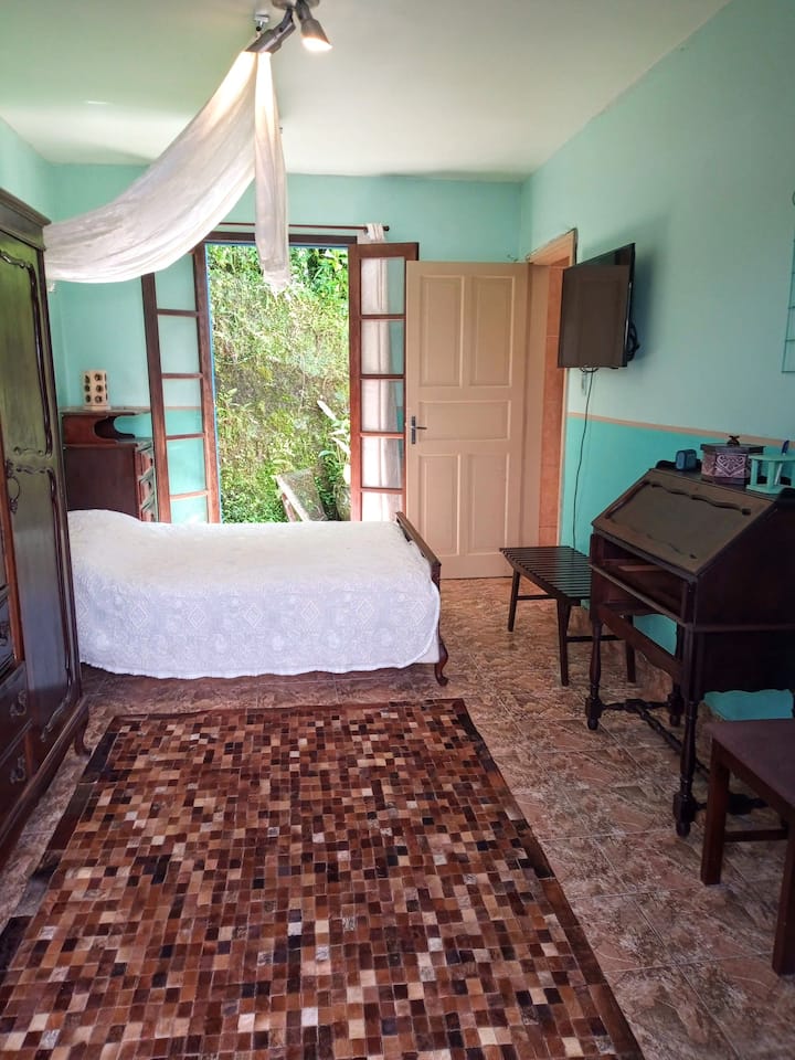 Suite # 1 y acceso al jardín 