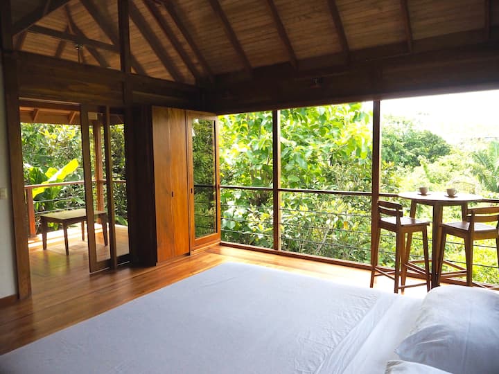 Jungle Canopy Bungalow at Taru Rentals