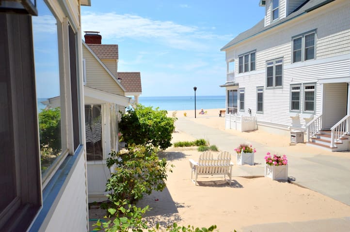 Airbnb Macatawa Park Cottagers Association Vacation Rentals