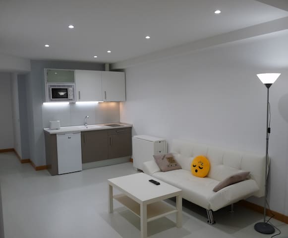 CÉNTRICO, TRANQUILO, WIFI, (Loft Avda.Portugal)