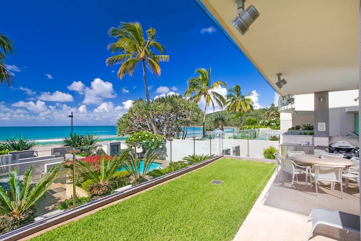 The Breakers 3: Noosa Paradise Retreat