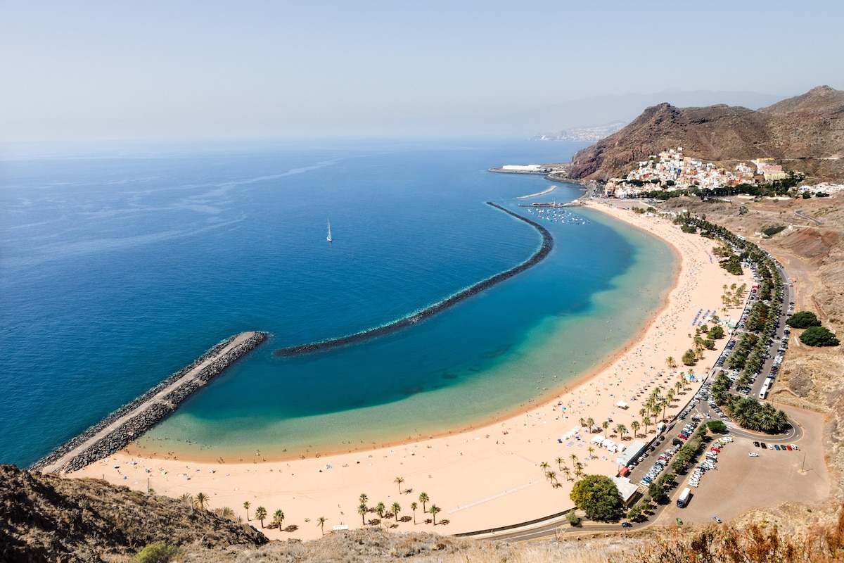 Playa de Las Teresitas Vacation Rentals & Homes - Canary Islands, Spain |  Airbnb