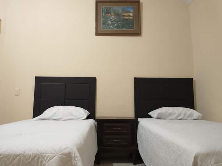 Dhomë gjumi 2