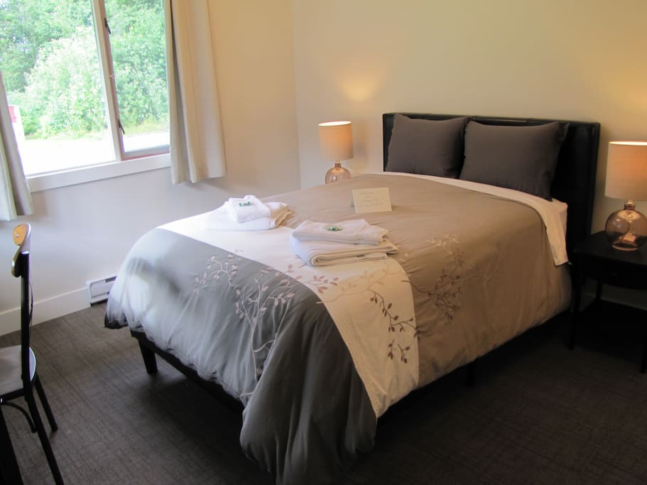 Queen Size bed