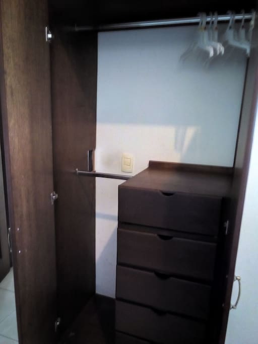 Closet y cajonera