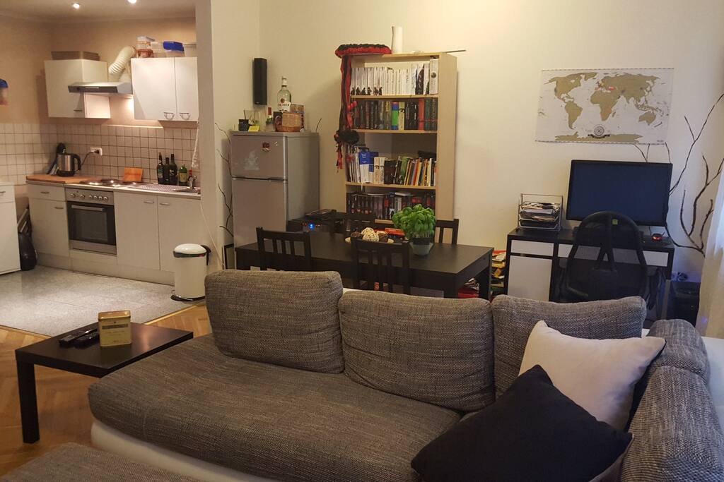 Offene Wohnküche / Open living room with kitchen