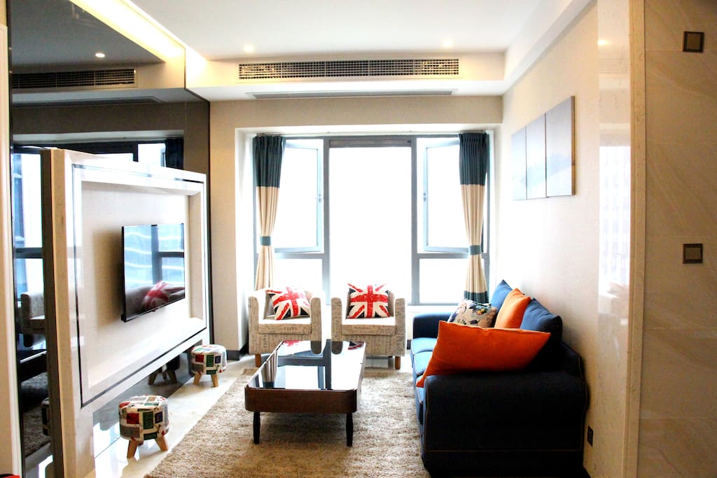 Modern living room
- 现代化的客厅