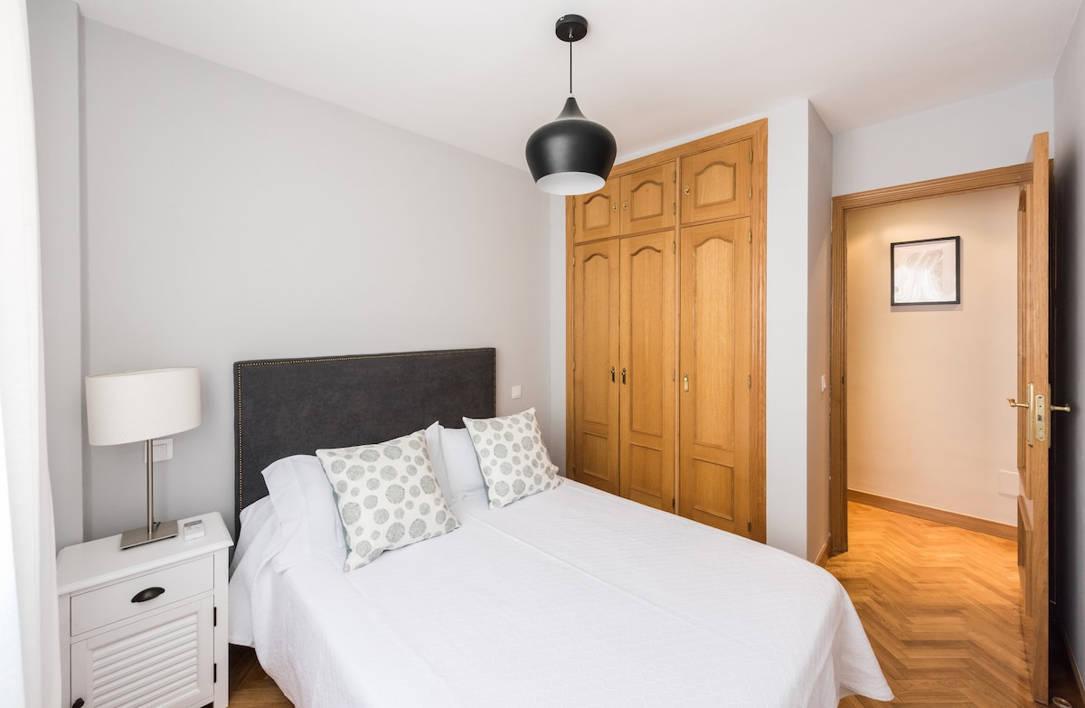 Dormitorio 1 / Bedroom 1