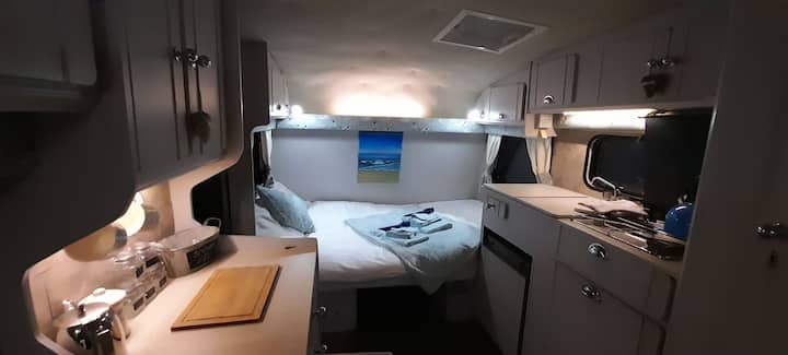 Ambienti i dhomës së gjumit