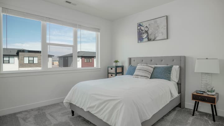 საძინებელი 1