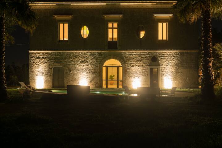 Antica Tenuta il Greco luxury swimming pool! gallery image 2