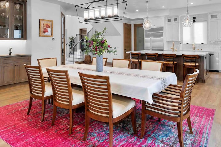 Casa Verde – 5 Bed Suites + Guesthouse, Pool & Spa gallery image 4