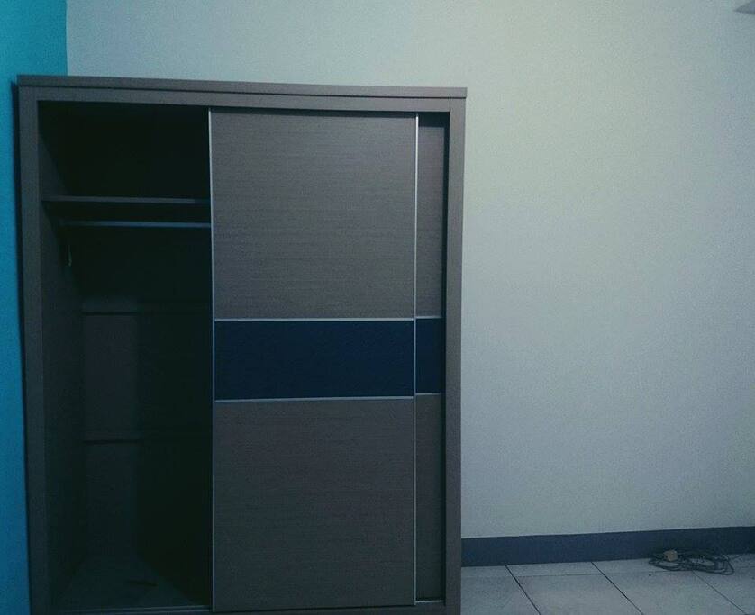 房間衣櫃