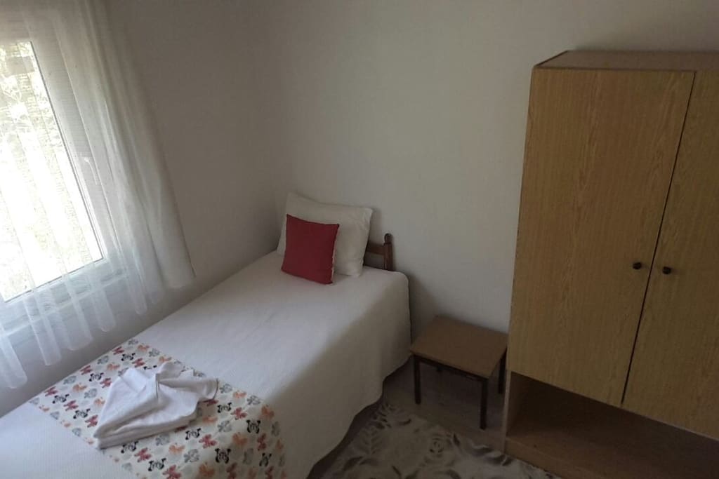 Single Bed