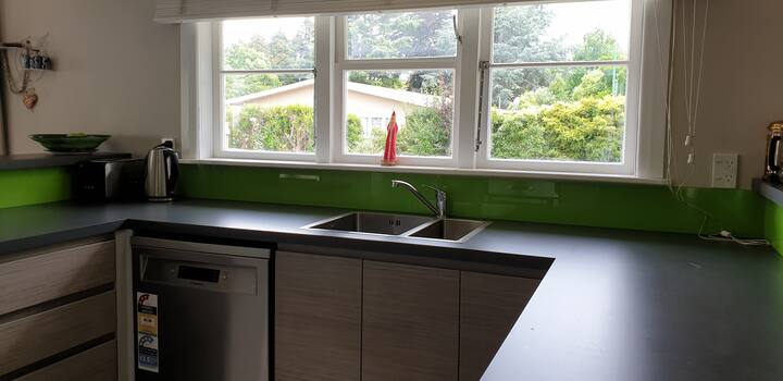 Quiet semi-rural house on the edge of Greytown.