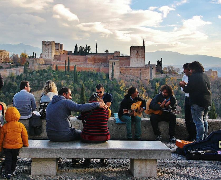 Mirador San Nicolás, nice to see Alhambra
