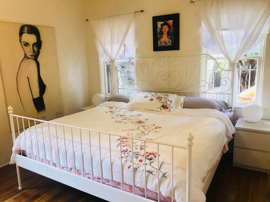 King bed