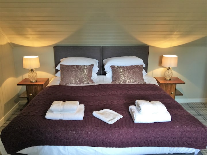 El dormitorio principal: súper king o 2 individuales, a tu elección.