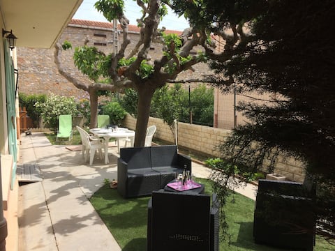 "Cute owl" 2-room gite, ground floor/garden, terrace