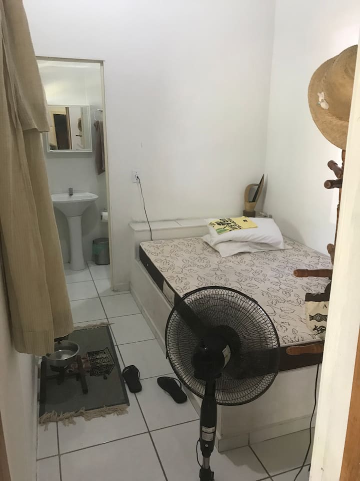 საძინებელი 4