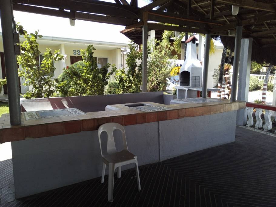 BBQ and Washing Up Area.