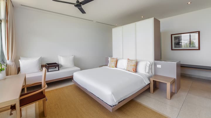 Villa Leelawadee Phuket - Master Bedroom 2