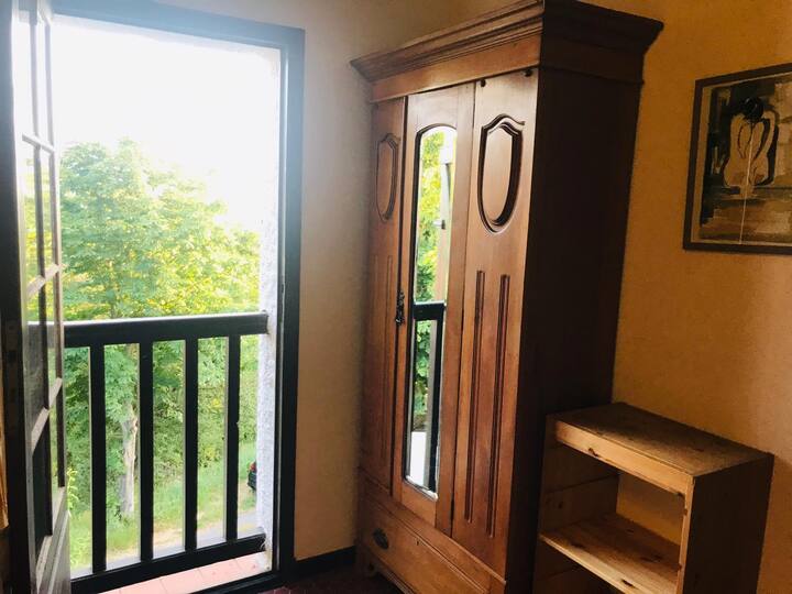 Mwonekano wa chumba kimoja cha kulala