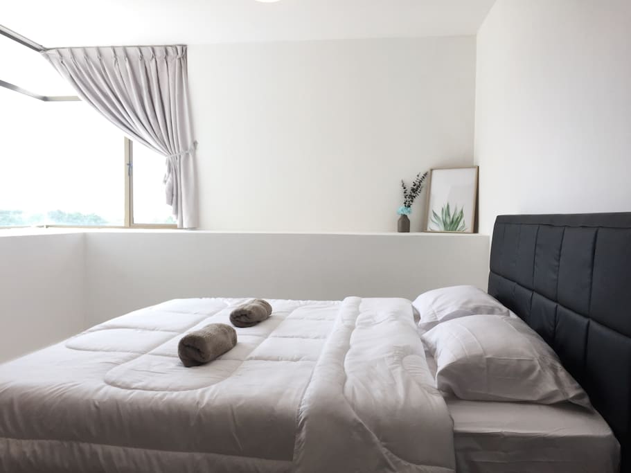 Master Bedroom with King Size Bed