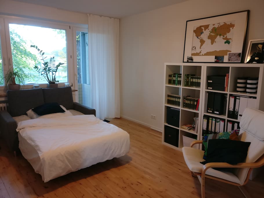 Guestroom 1 (view towards sleeper and balcony)